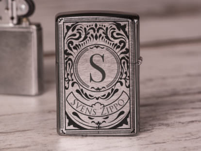 Zippo Feuerzeug mit Gravur silber